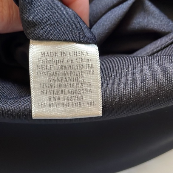 ANGL Women’s Black Pencil Skirt with 2 Side Pockets & Side Zipper - Size Medium - Picture 6 of 6